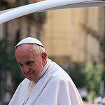 Bild von Papst Franziskus im Papamobil