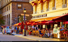 Straßenkaffee in Paris